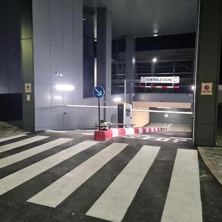 Tomas Lux Apartments بانيا لوكا المظهر الخارجي الصورة